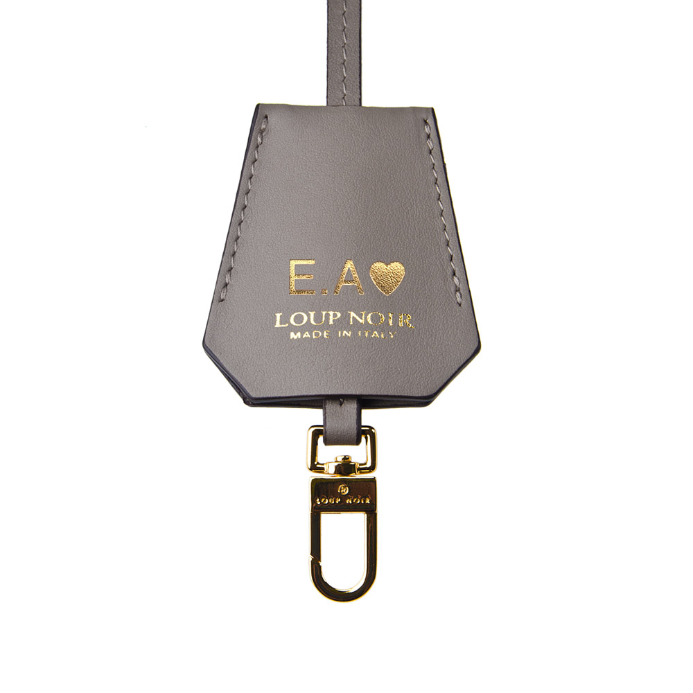 LEATHER TAG Almond